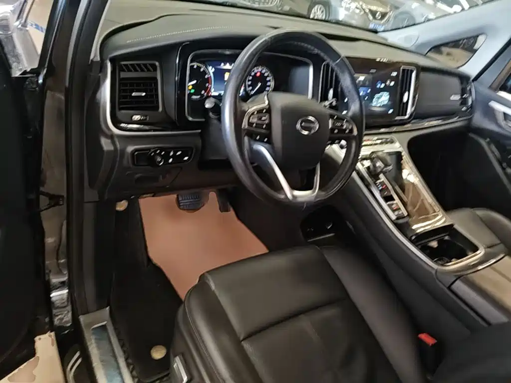 GAC Motor Trumpchi M8 — фото 10