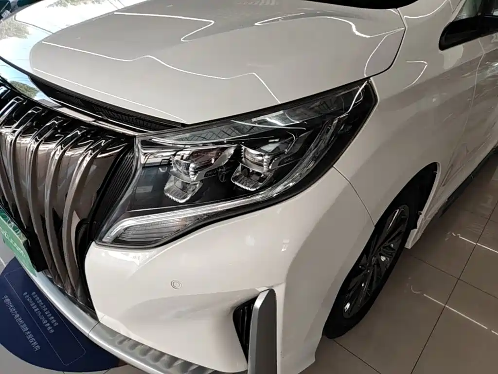 GAC Motor Trumpchi M8 — фото 24