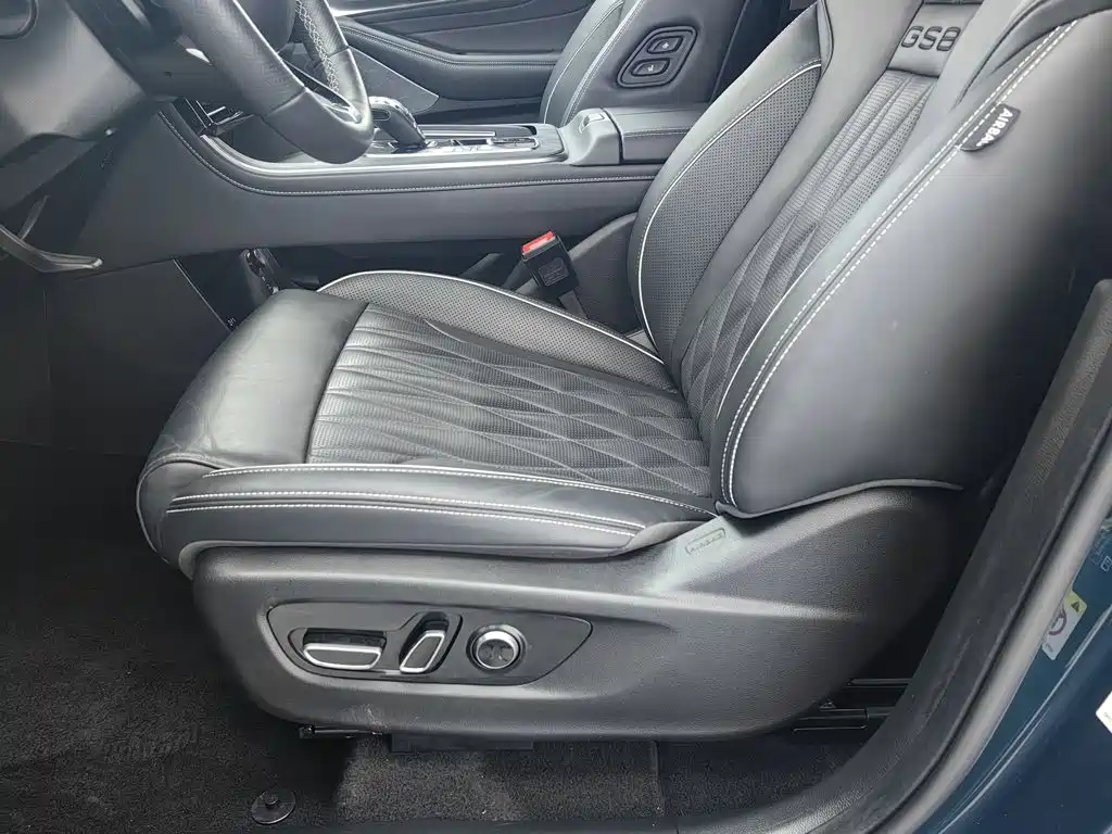 GAC Motor Trumpchi GS8 — фото 20