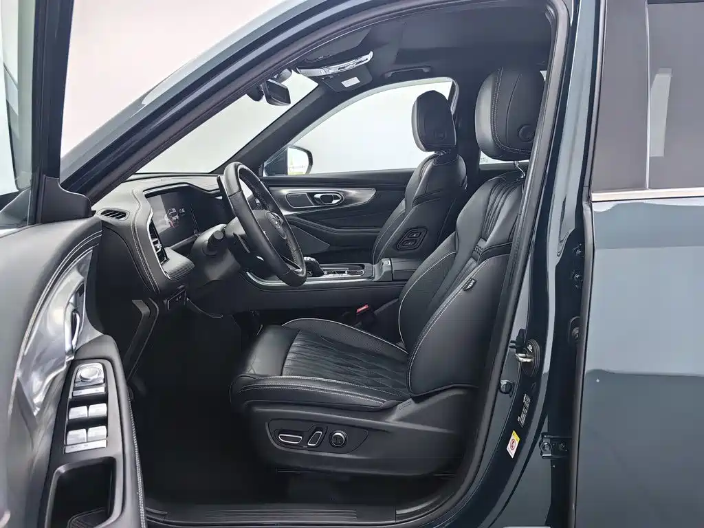 GAC Motor Trumpchi GS8 — фото 10