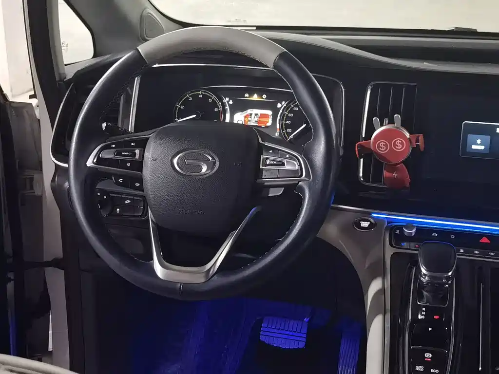 GAC Motor Trumpchi M8 — фото 10
