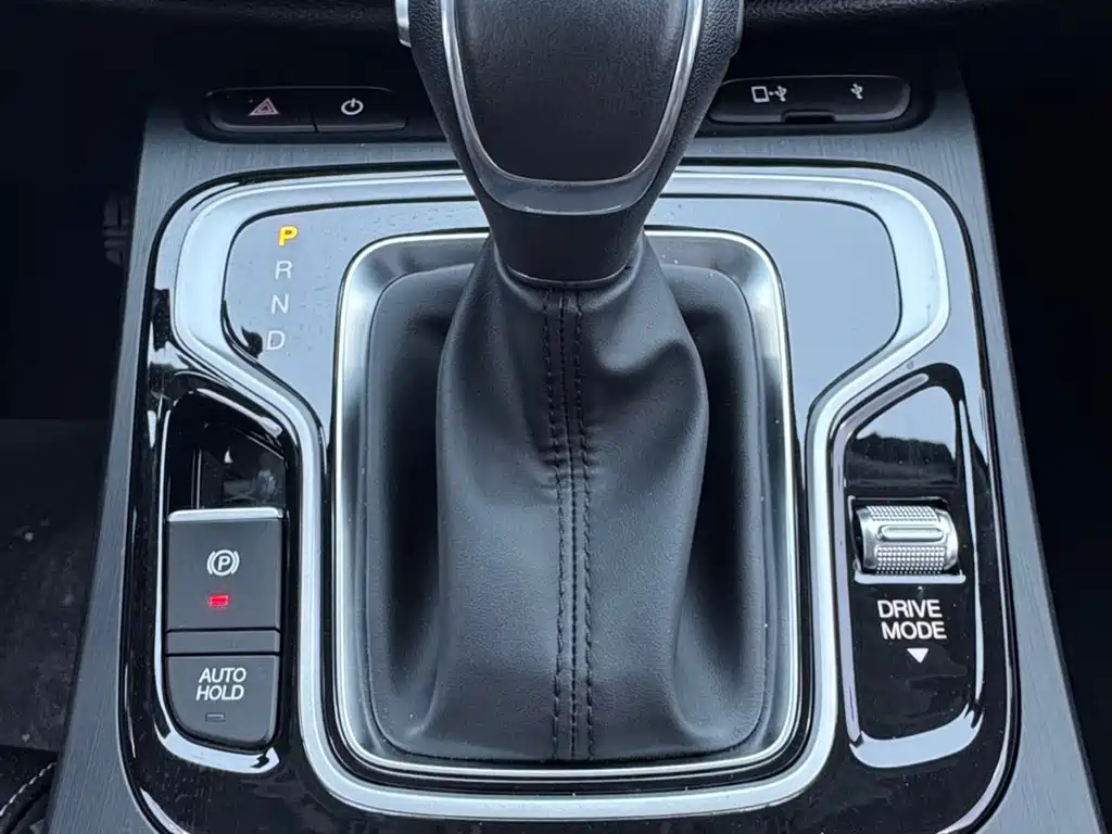 GAC Motor Trumpchi M6 — фото 10