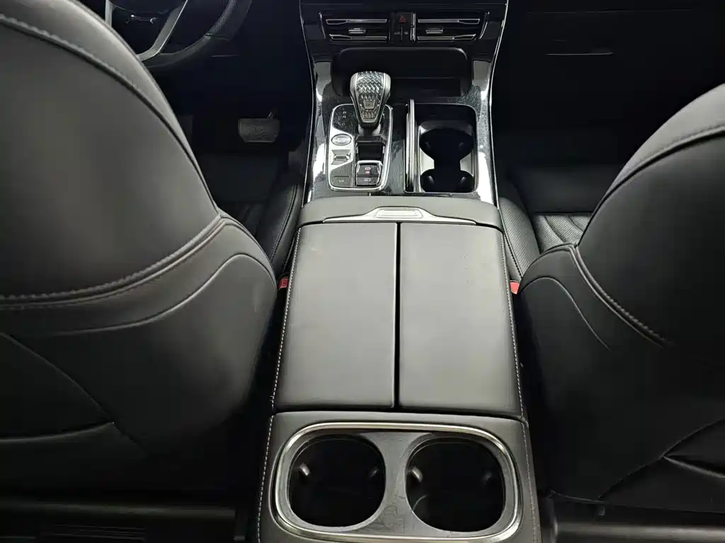 GAC Motor Trumpchi M8 — фото 13