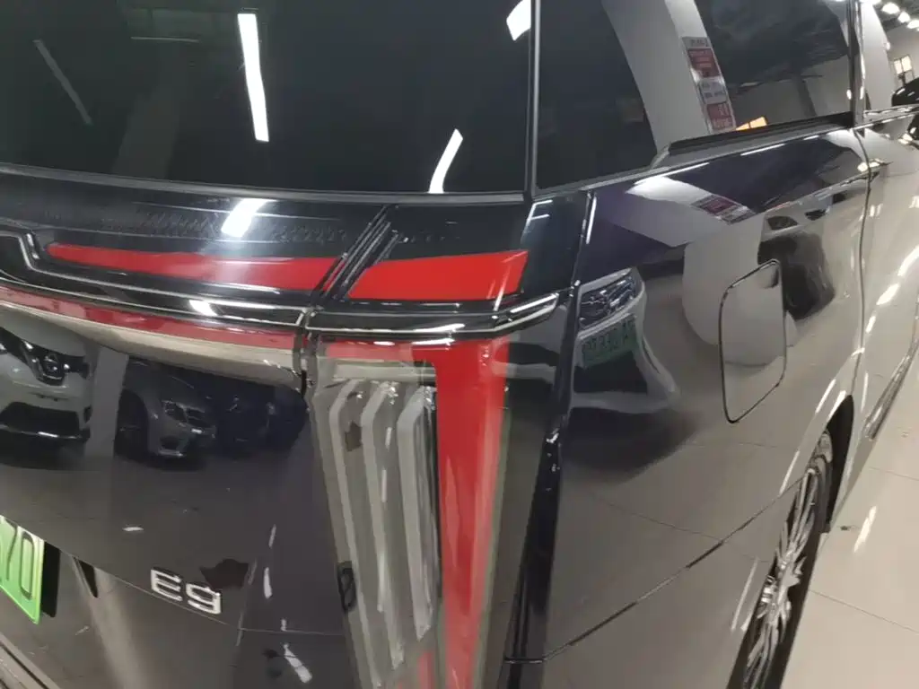 GAC Motor Trumpchi E9 — фото 8