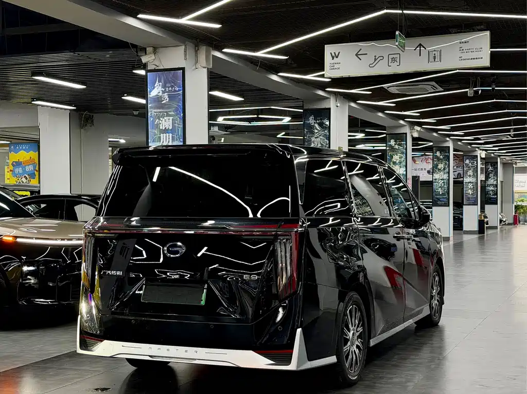 GAC Motor Trumpchi E9 — фото 13