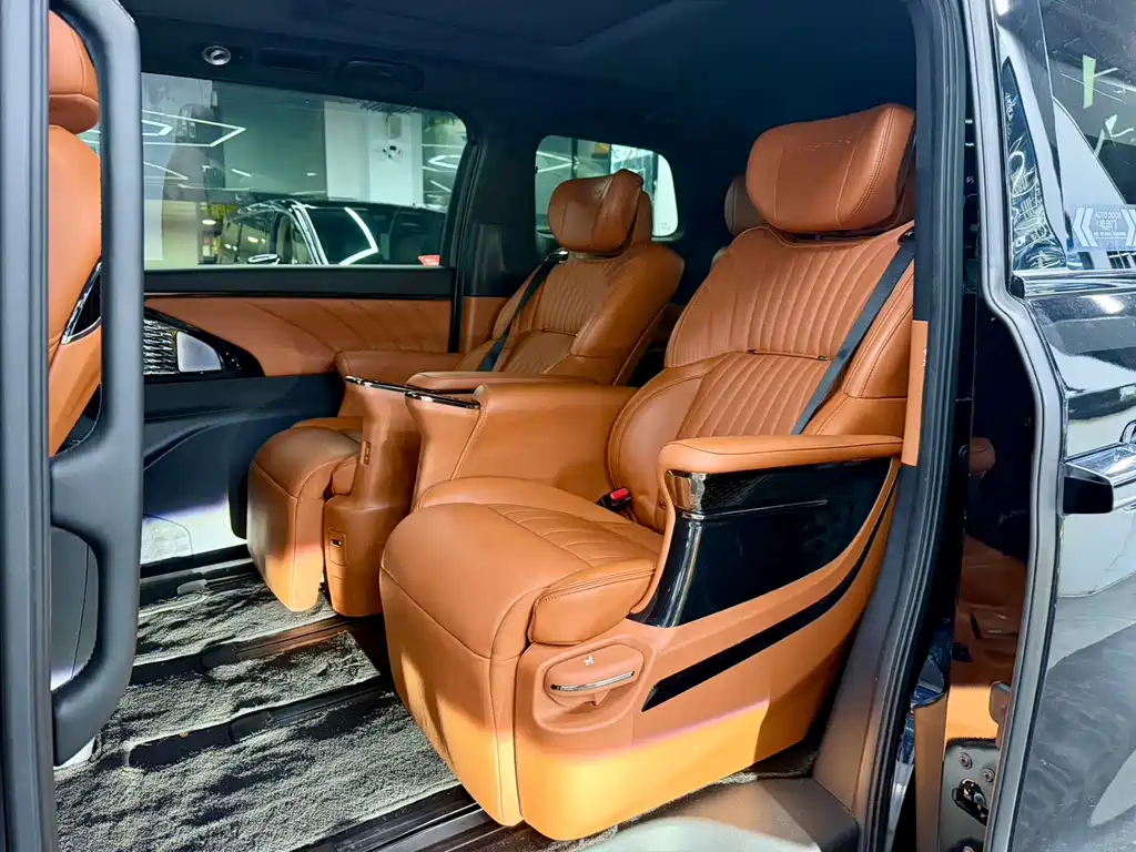 GAC Motor Trumpchi E9 — фото 6