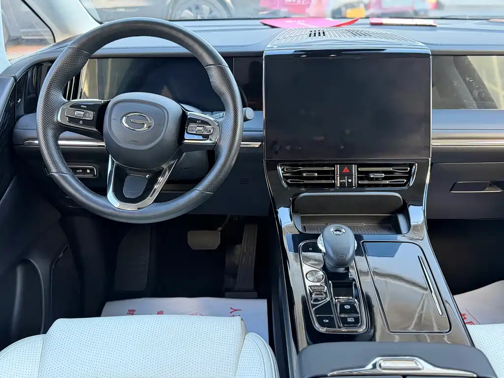 GAC Motor Trumpchi E9 — фото 10
