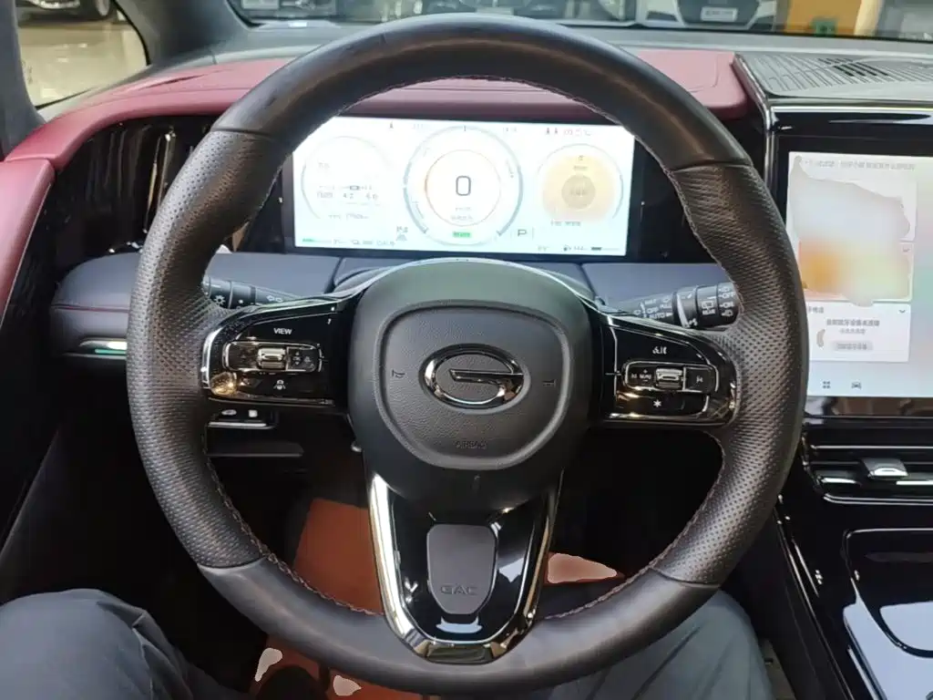 GAC Motor Trumpchi E9 — фото 11