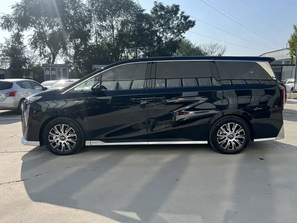 GAC Motor Trumpchi E9 — фото 11