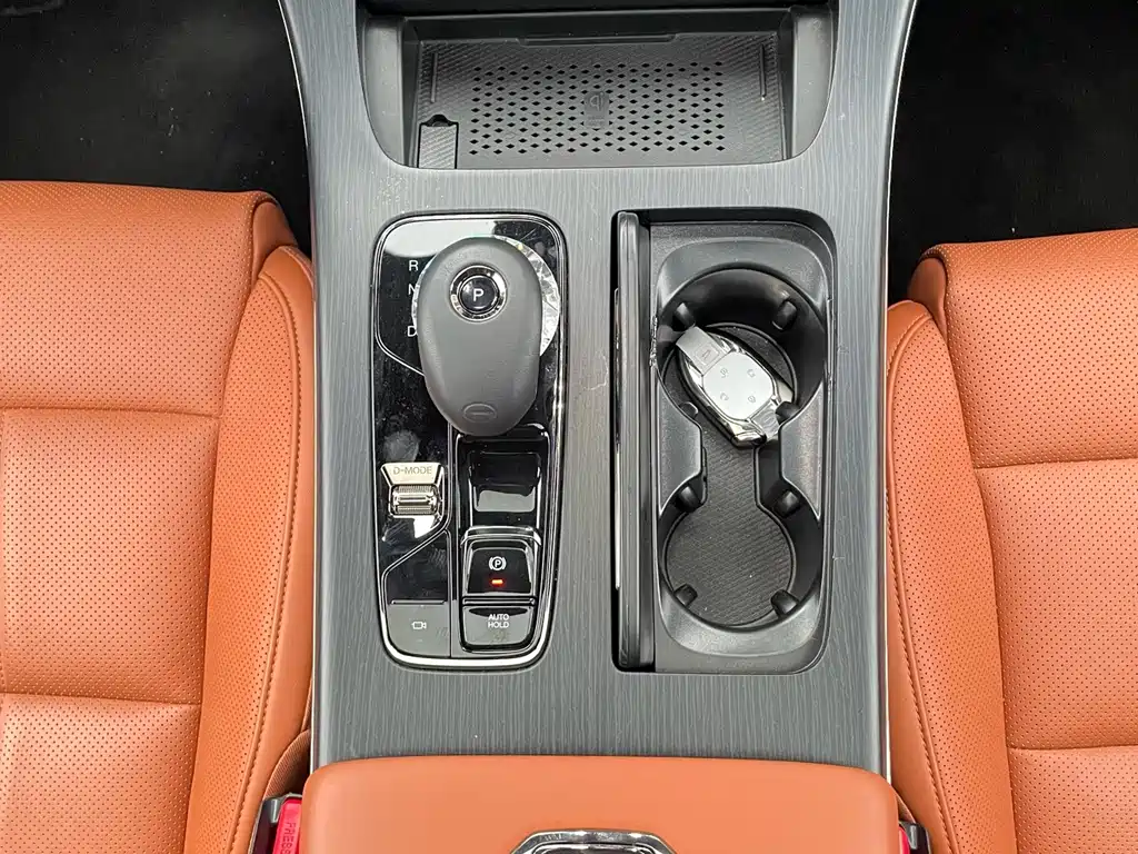 GAC Motor Trumpchi Xiangwang M8 — фото 19