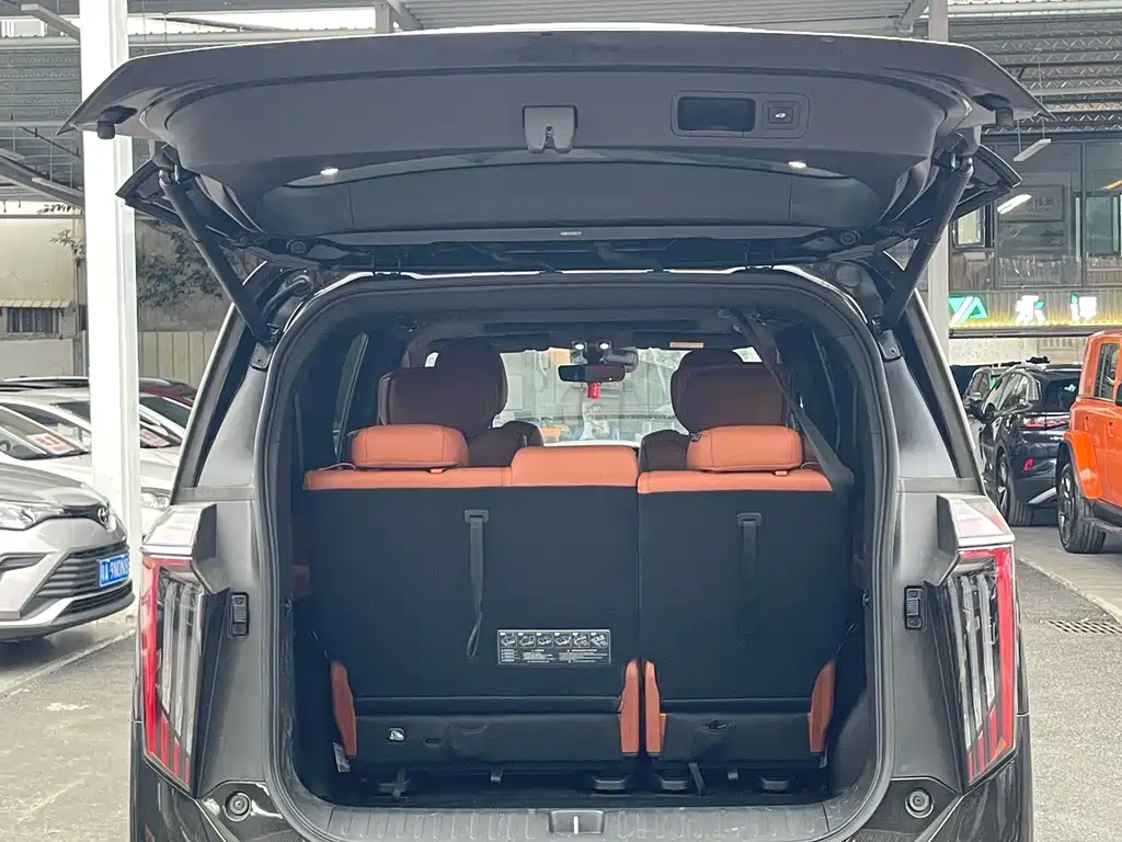 GAC Motor Trumpchi Xiangwang M8 — фото 20