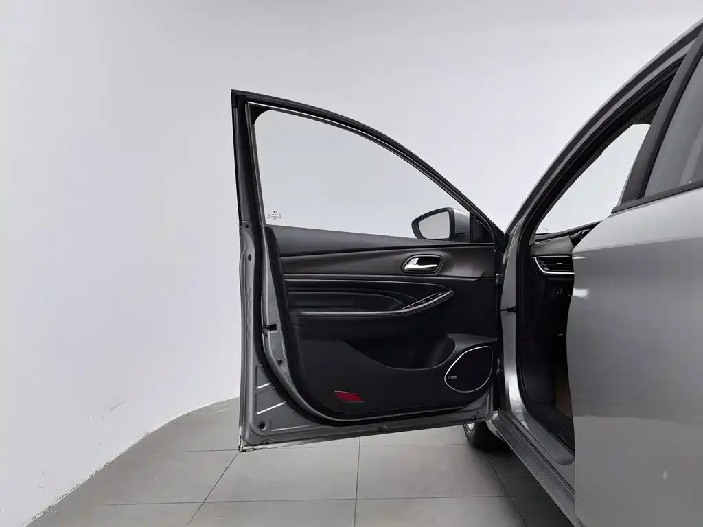 GAC Motor Trumpchi GA4 — фото 8