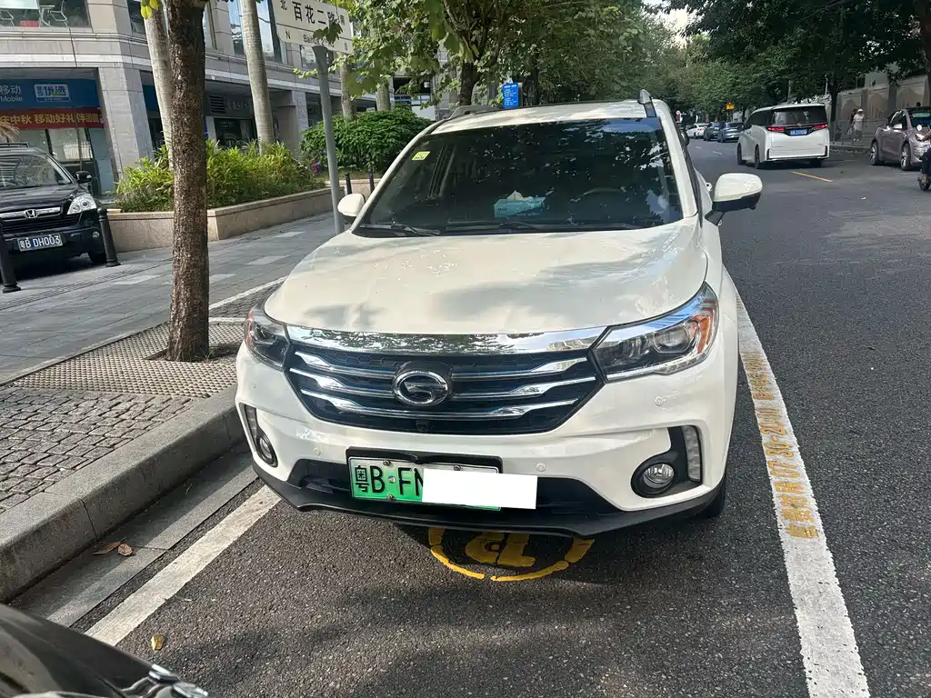GAC Motor GS4 Hybrid — фото 2