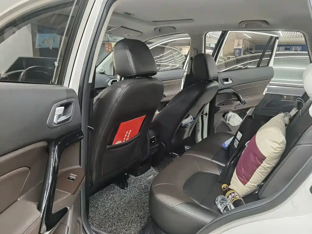 GAC Motor GS4 Hybrid — фото 11