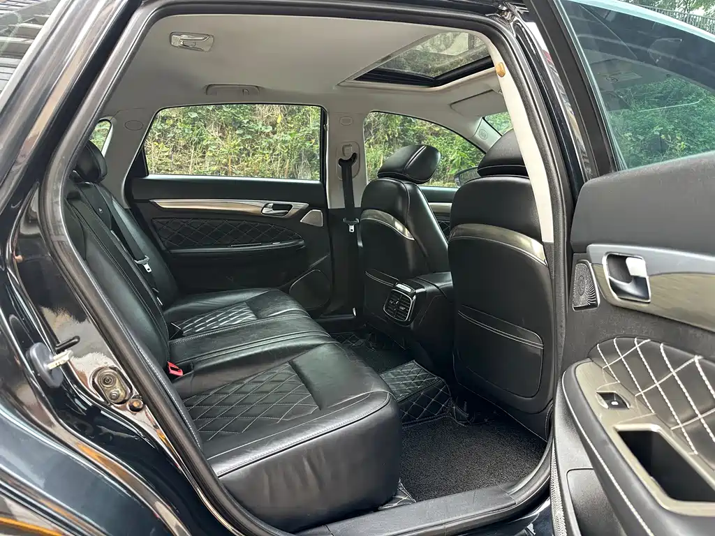 GAC Motor Trumpchi GA8 — фото 11