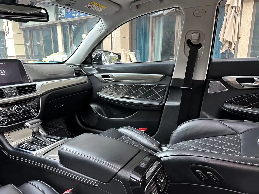 GAC Motor Trumpchi GA8 — фото 17