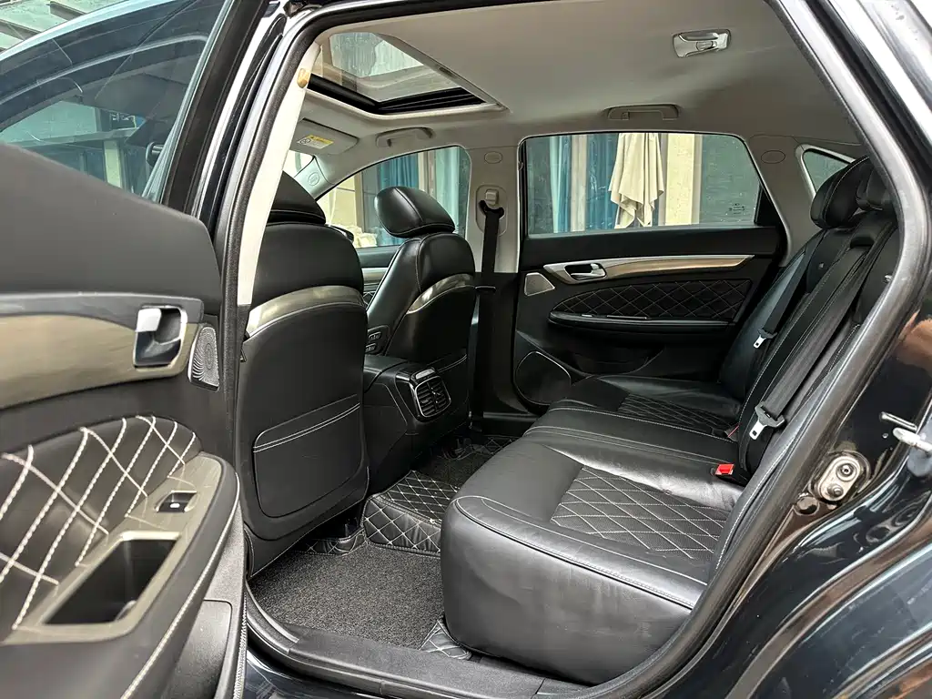 GAC Motor Trumpchi GA8 — фото 10
