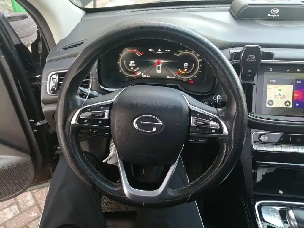 GAC Motor Trumpchi GS8 — фото 11