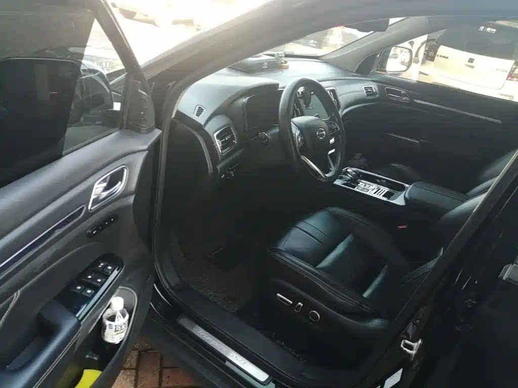 GAC Motor Trumpchi GS8 — фото 16