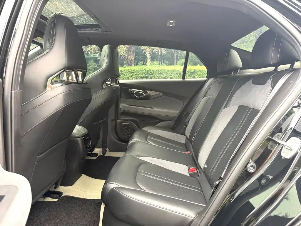 GAC Motor Shadow Leopard — фото 6