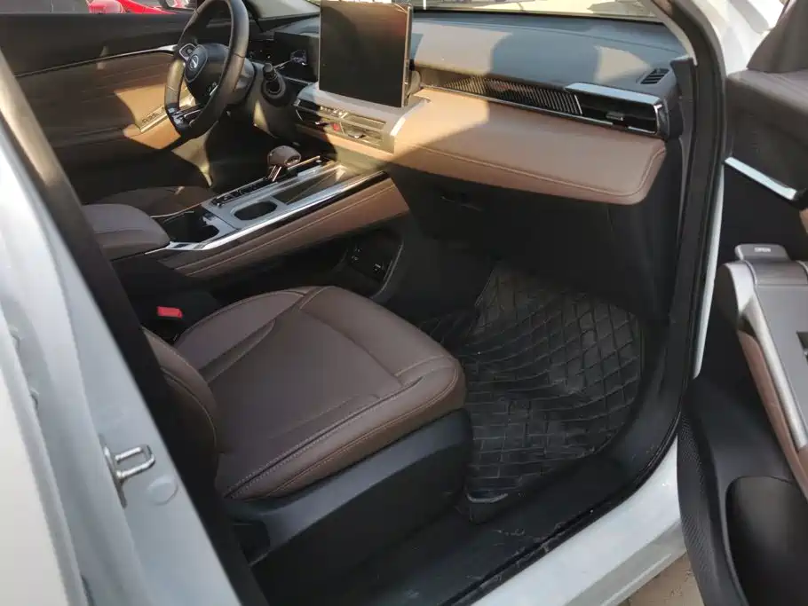 GAC Motor Trumpchi GS4 — фото 8