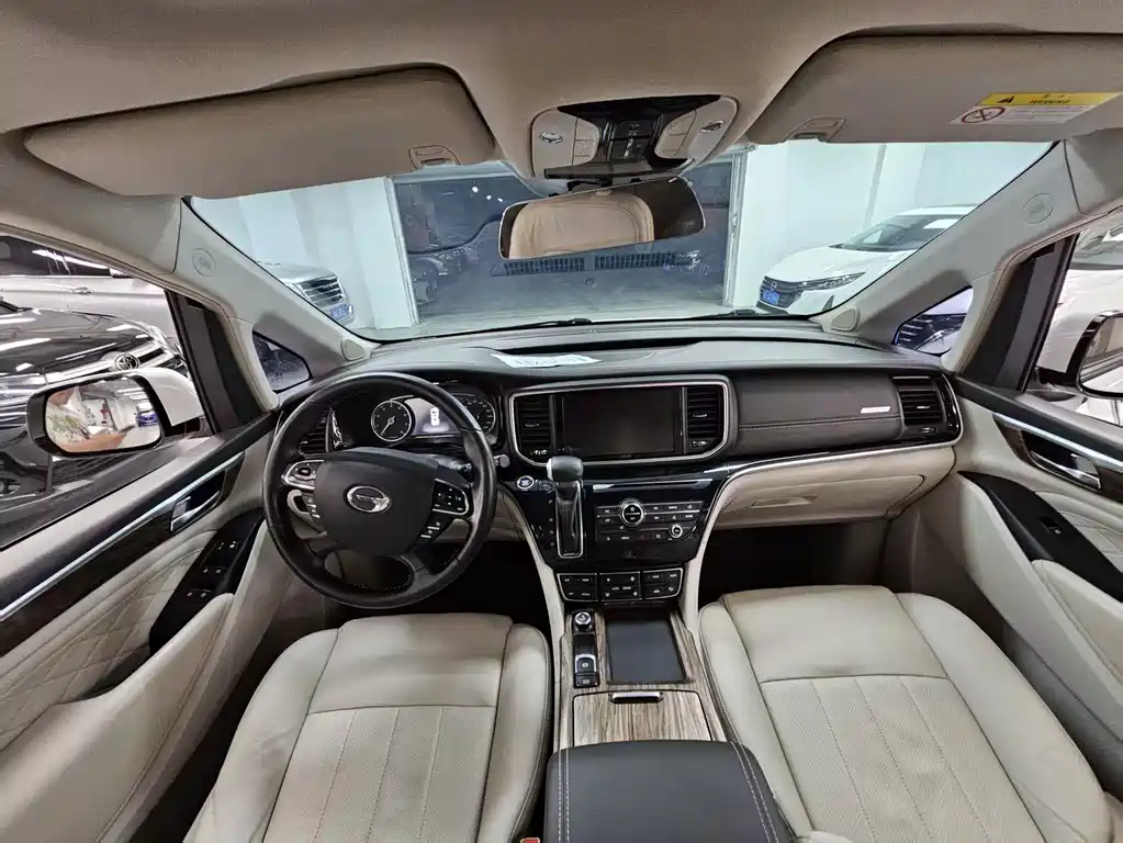 GAC Motor Trumpchi M8 — фото 15