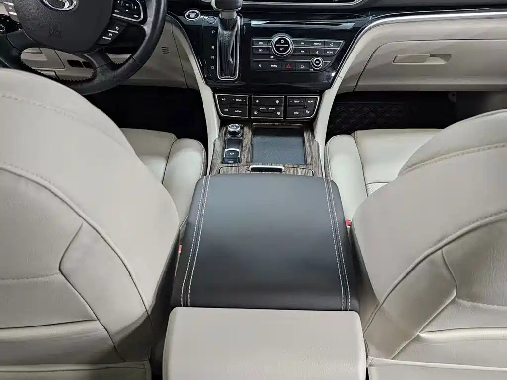 GAC Motor Trumpchi M8 — фото 17