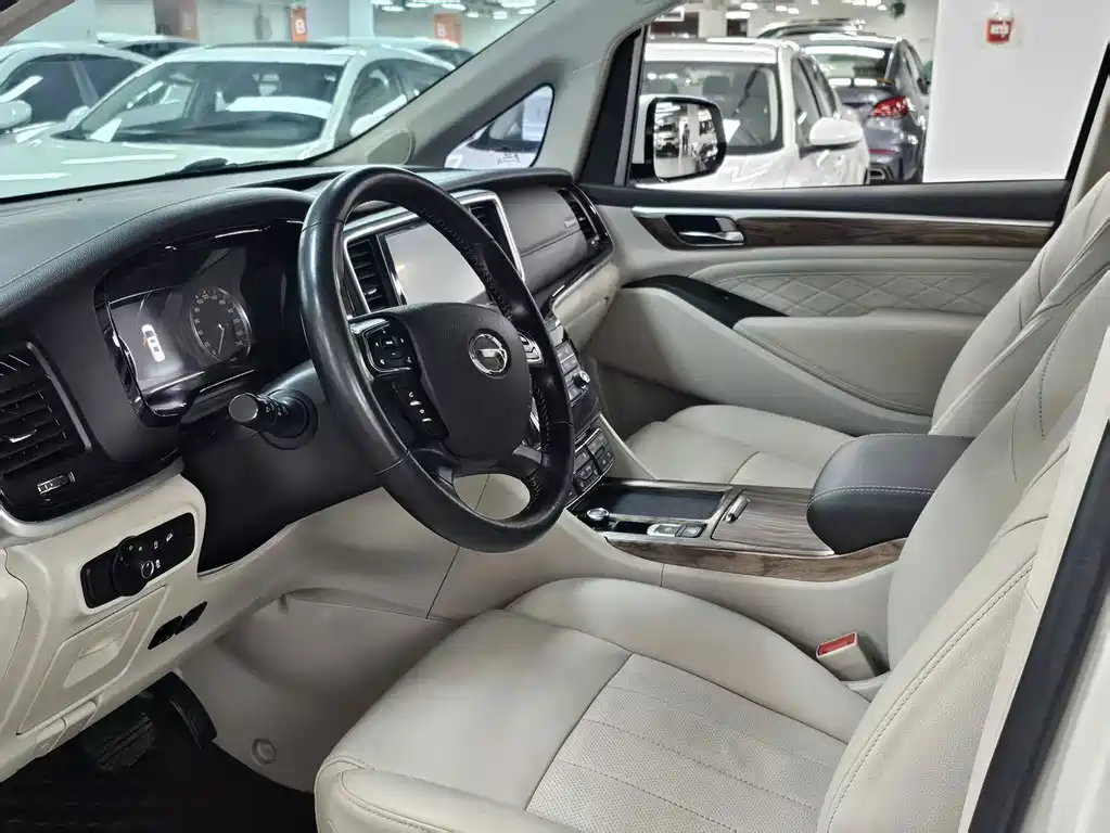 GAC Motor Trumpchi M8 — фото 8