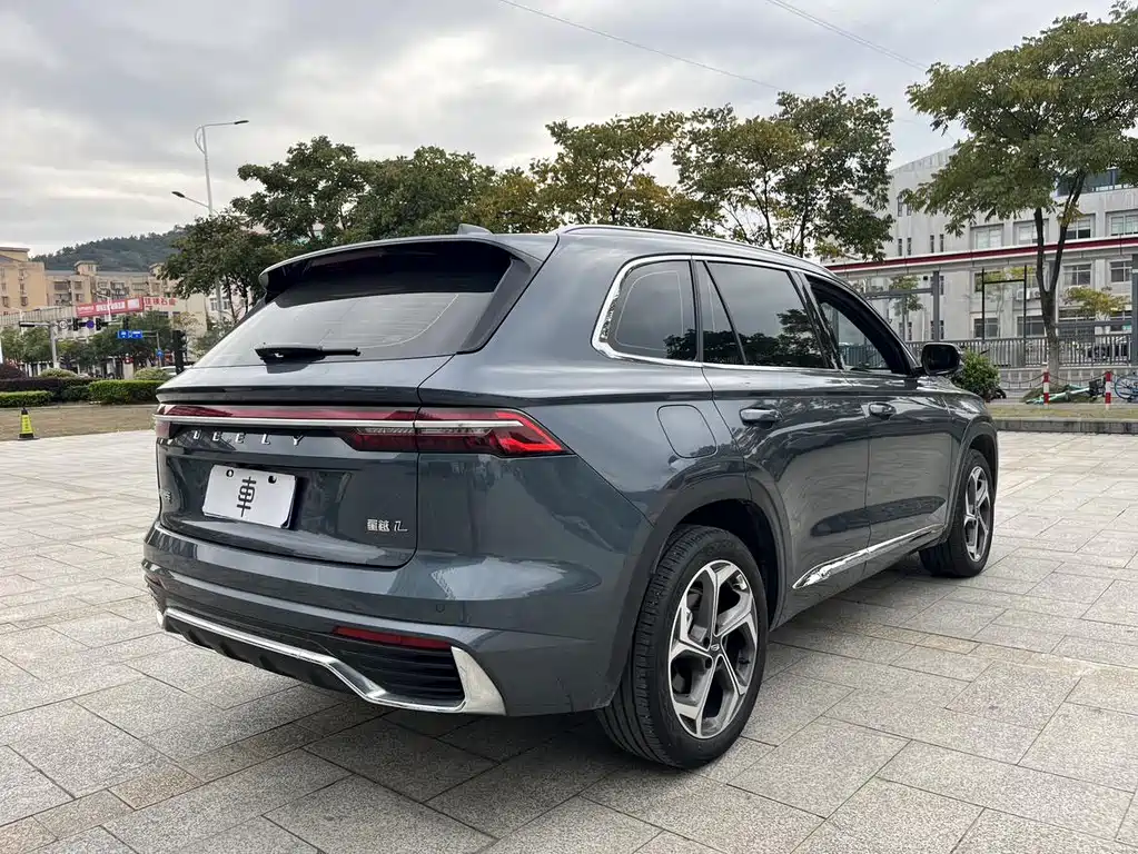 Geely Xingyue L — фото 4