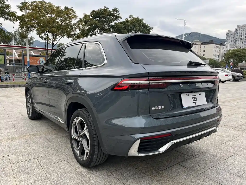 Geely Xingyue L — фото 6