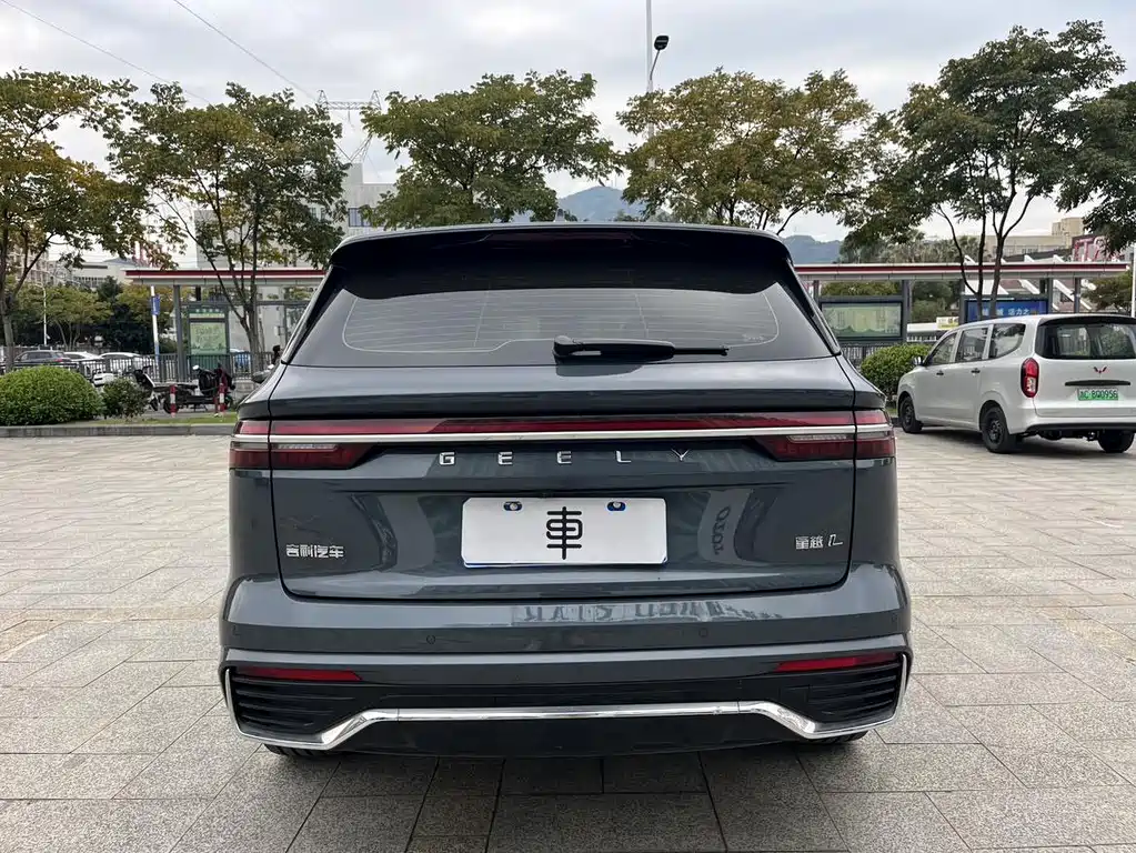 Geely Xingyue L — фото 9