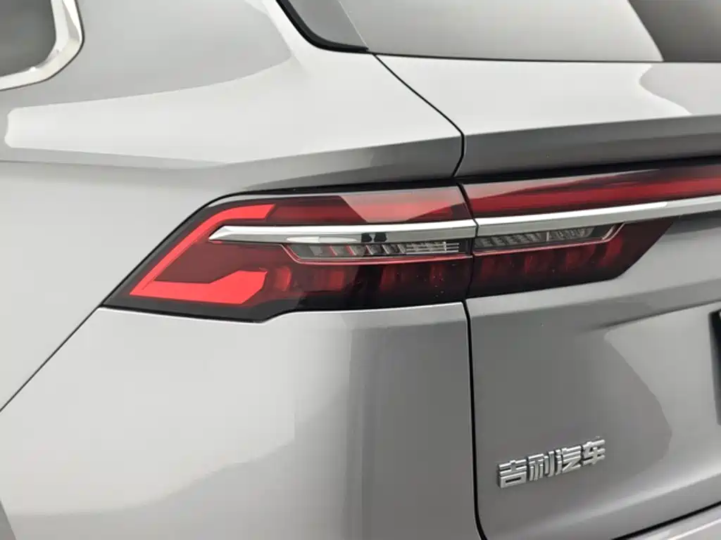 Geely Xingyue L — фото 15