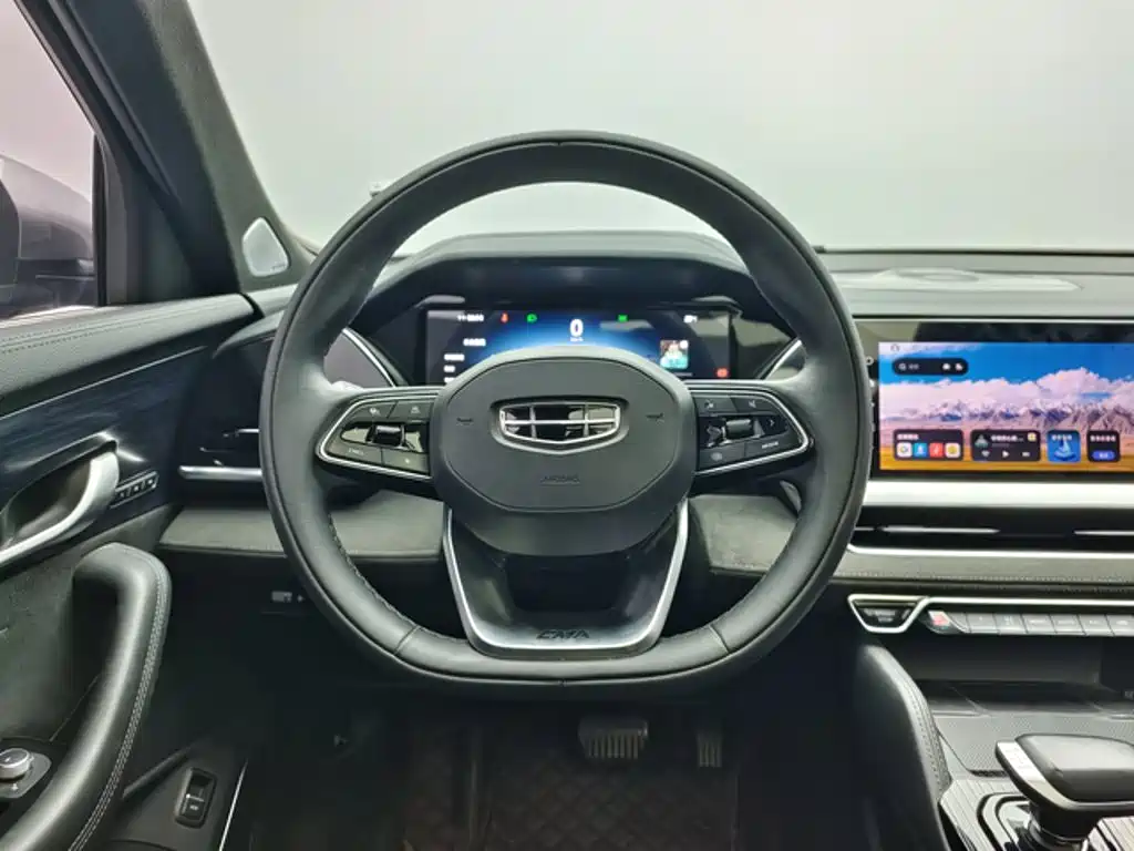 Geely Xingyue L — фото 10