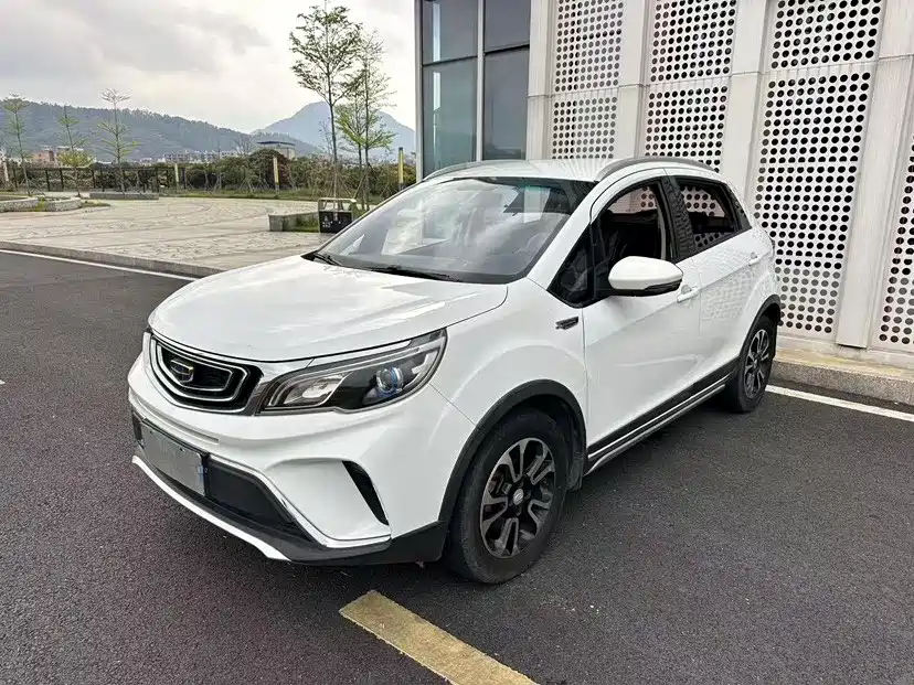 Geely Vision X3 — фото 13