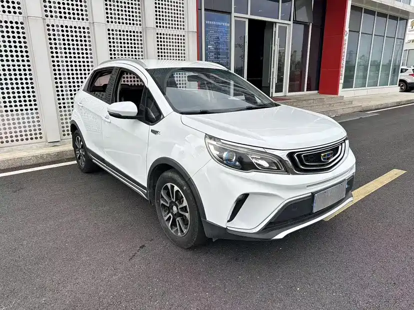 Geely Vision X3 — фото 21