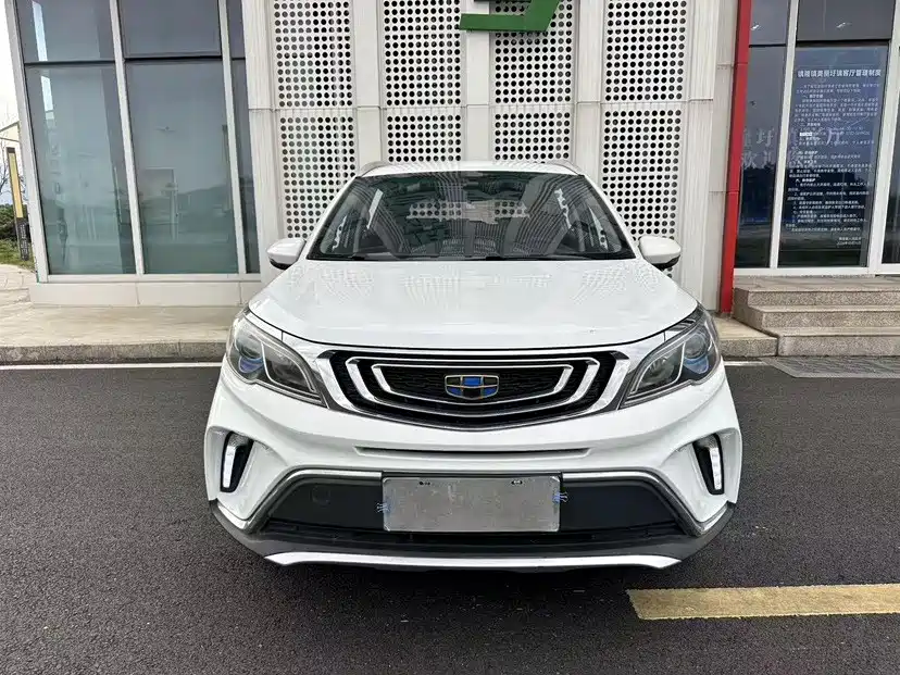 Geely Vision X3 — фото 4