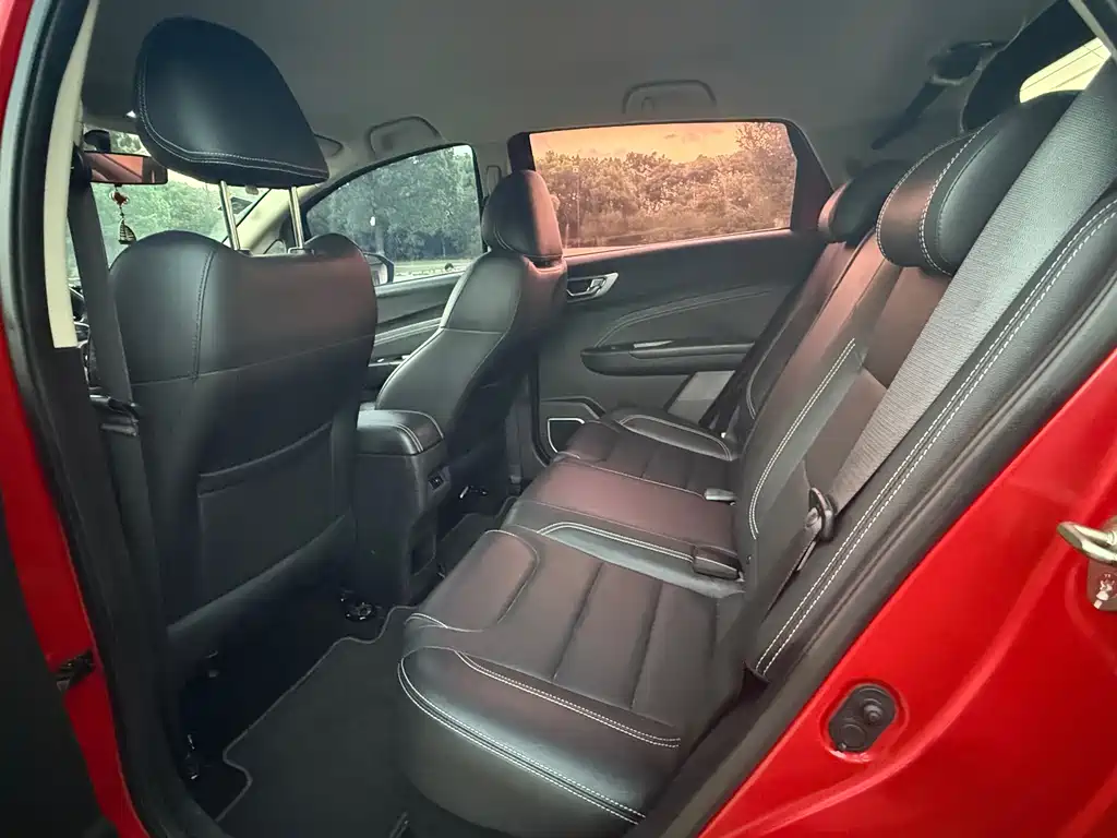 Geely Vision X3 — фото 8