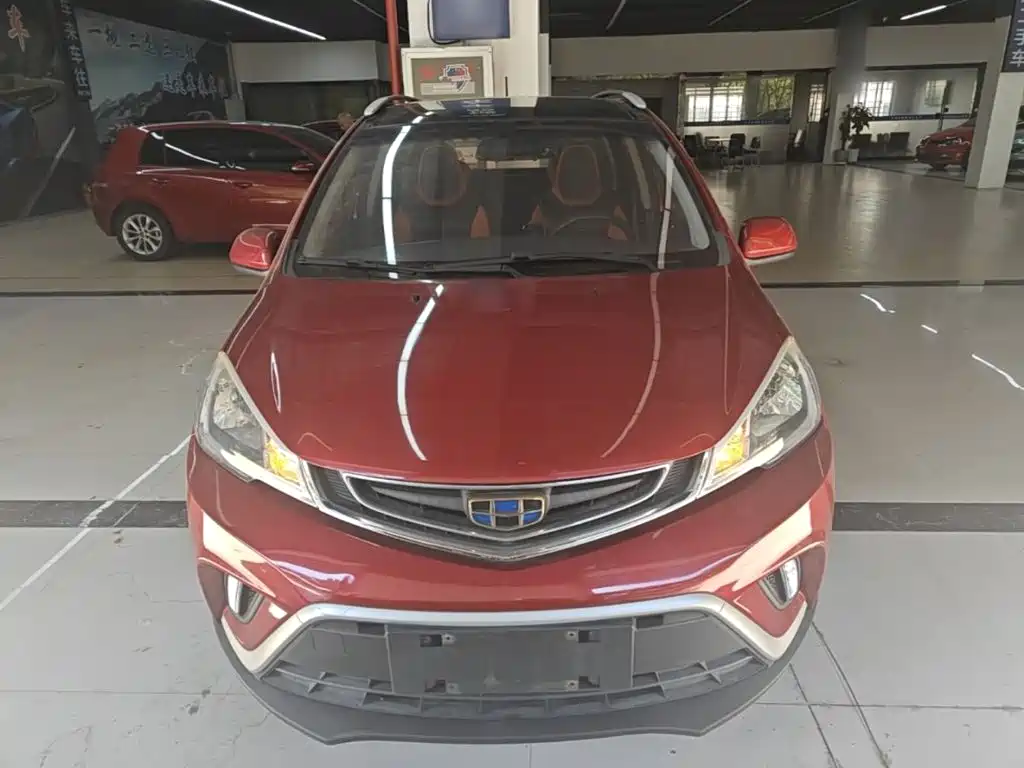 Geely Vision X1 — фото 3