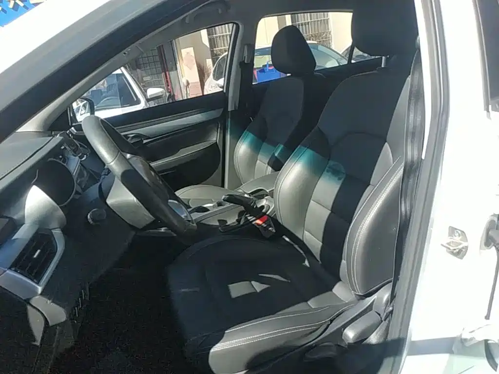 Geely Vision S1 — фото 15