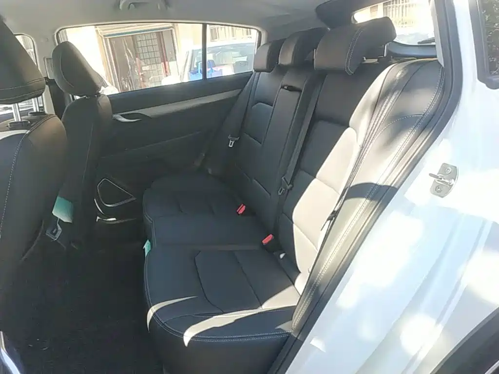 Geely Vision S1 — фото 17