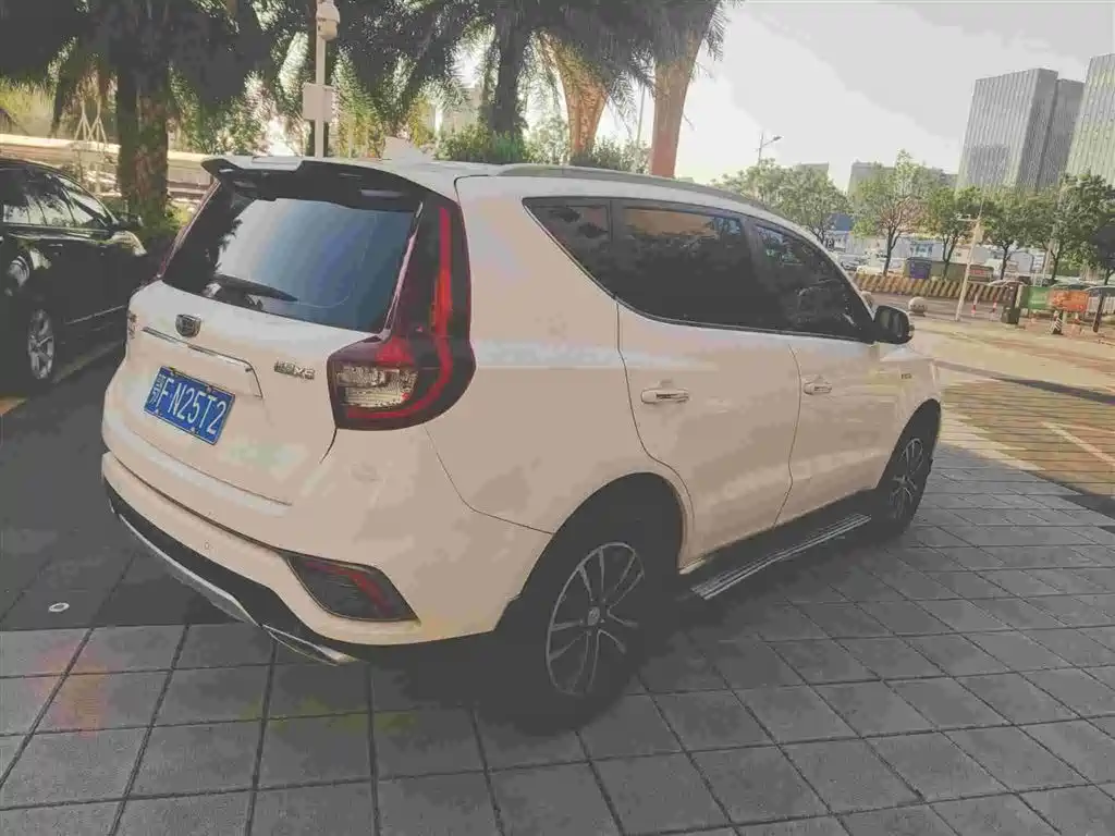 Geely Vision X6 — фото 7