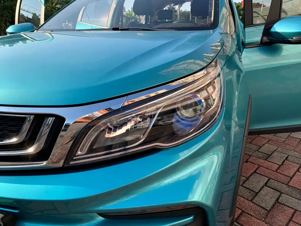 Geely Vision X3 — фото 15