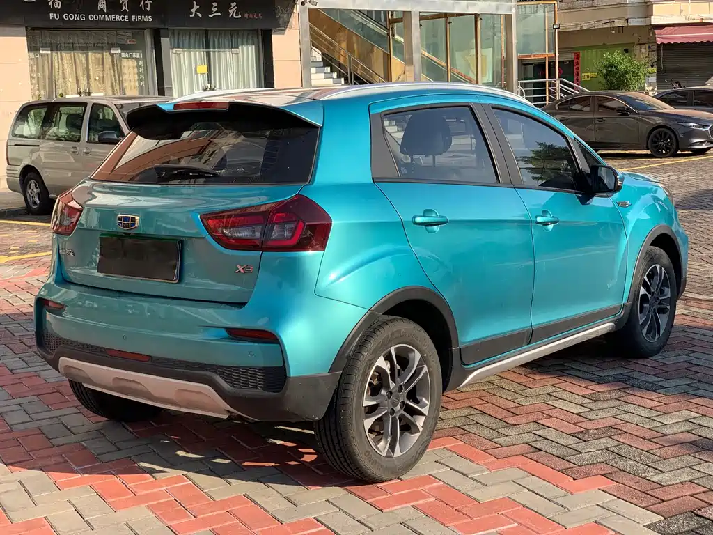 Geely Vision X3 — фото 6