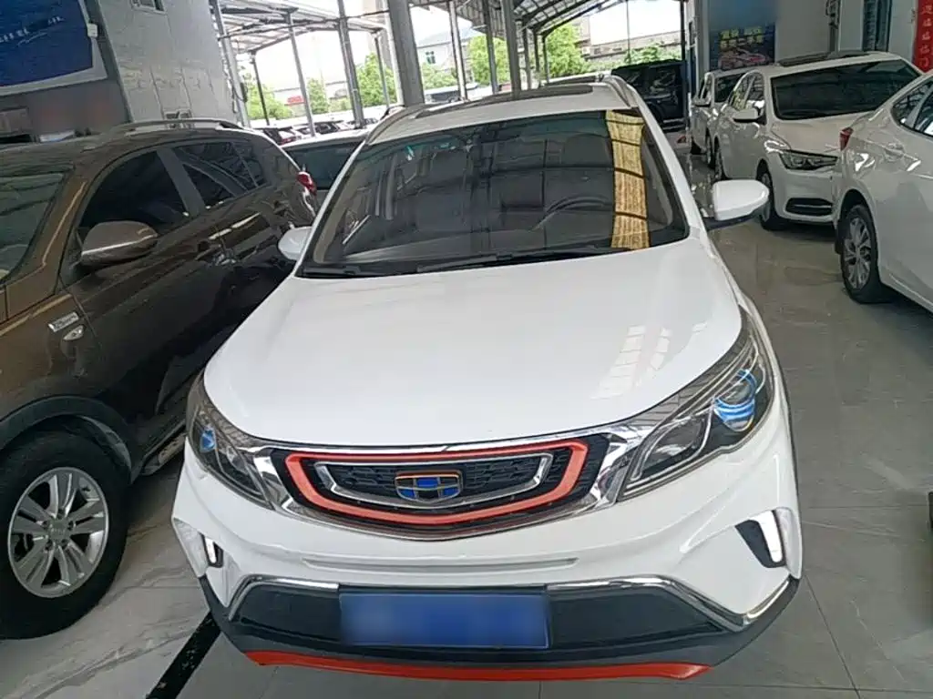 Geely Vision X3 — фото 3