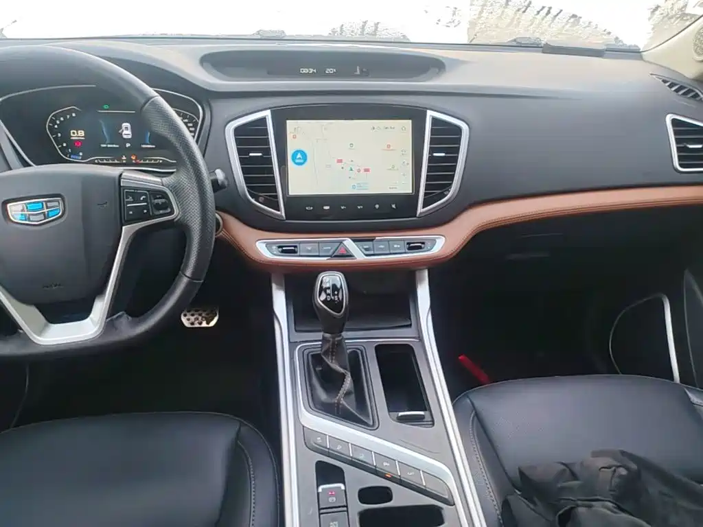 Geely Vision X6 — фото 13