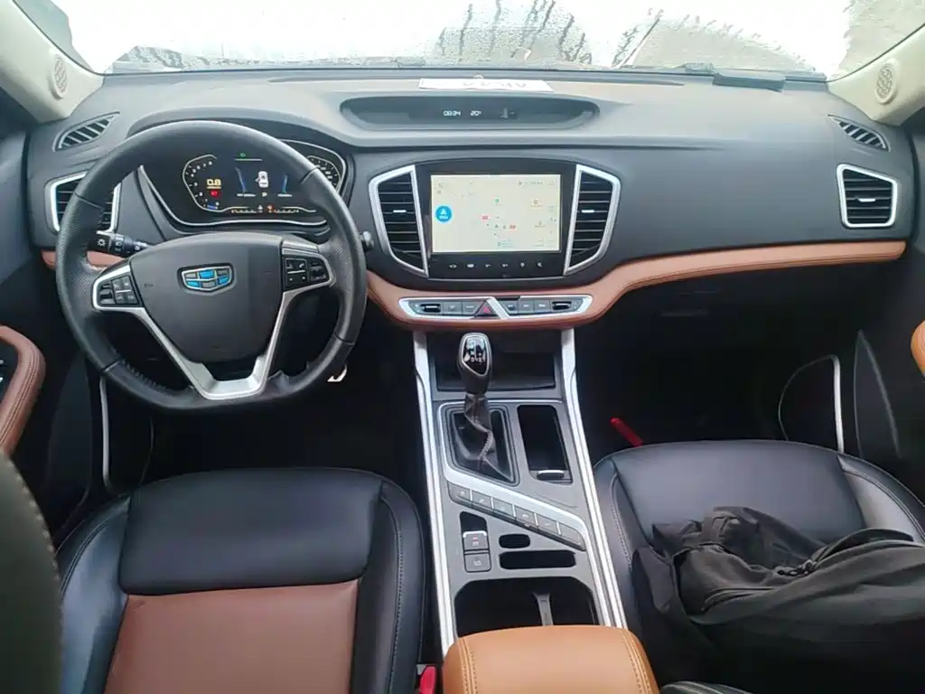 Geely Vision X6 — фото 10