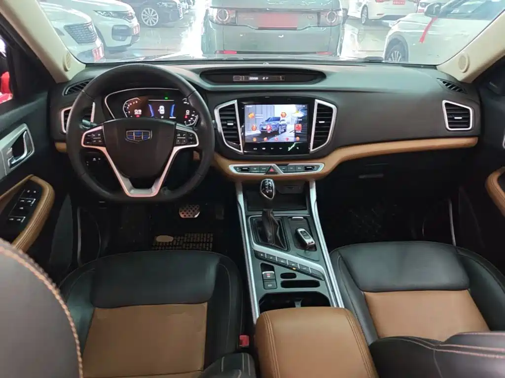 Geely Vision X6 — фото 10