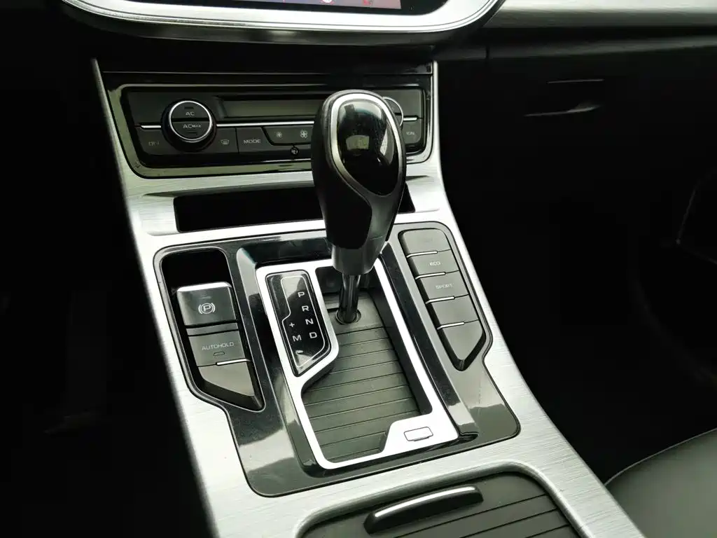 Geely Emgrand GS — фото 13