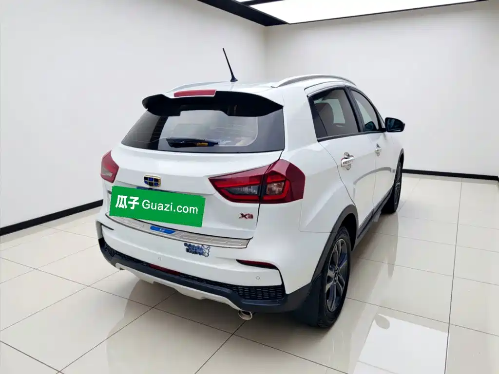 Geely Vision X3 — фото 6