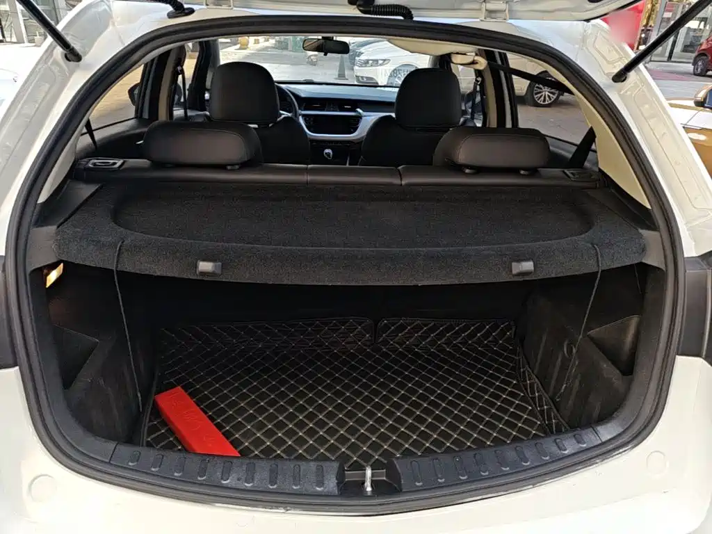 Geely Vision X3 — фото 19